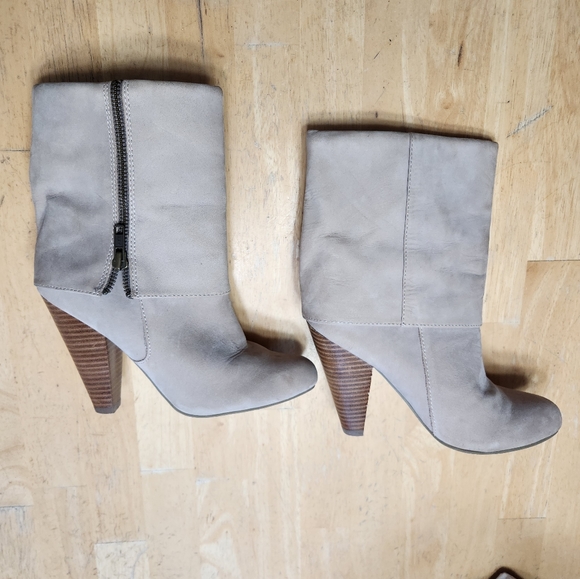 GAP Taupe Brown Leather Fold Over Mid Calf - Picture 4 of 9